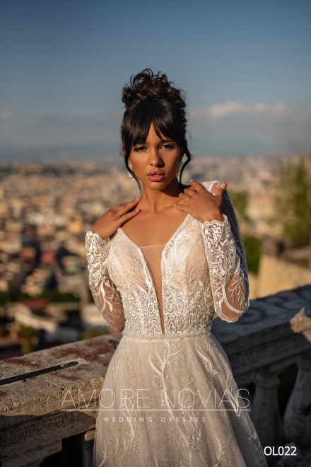 https://amore-novias.com/images/stories/virtuemart/product/OL022       (2).jpg